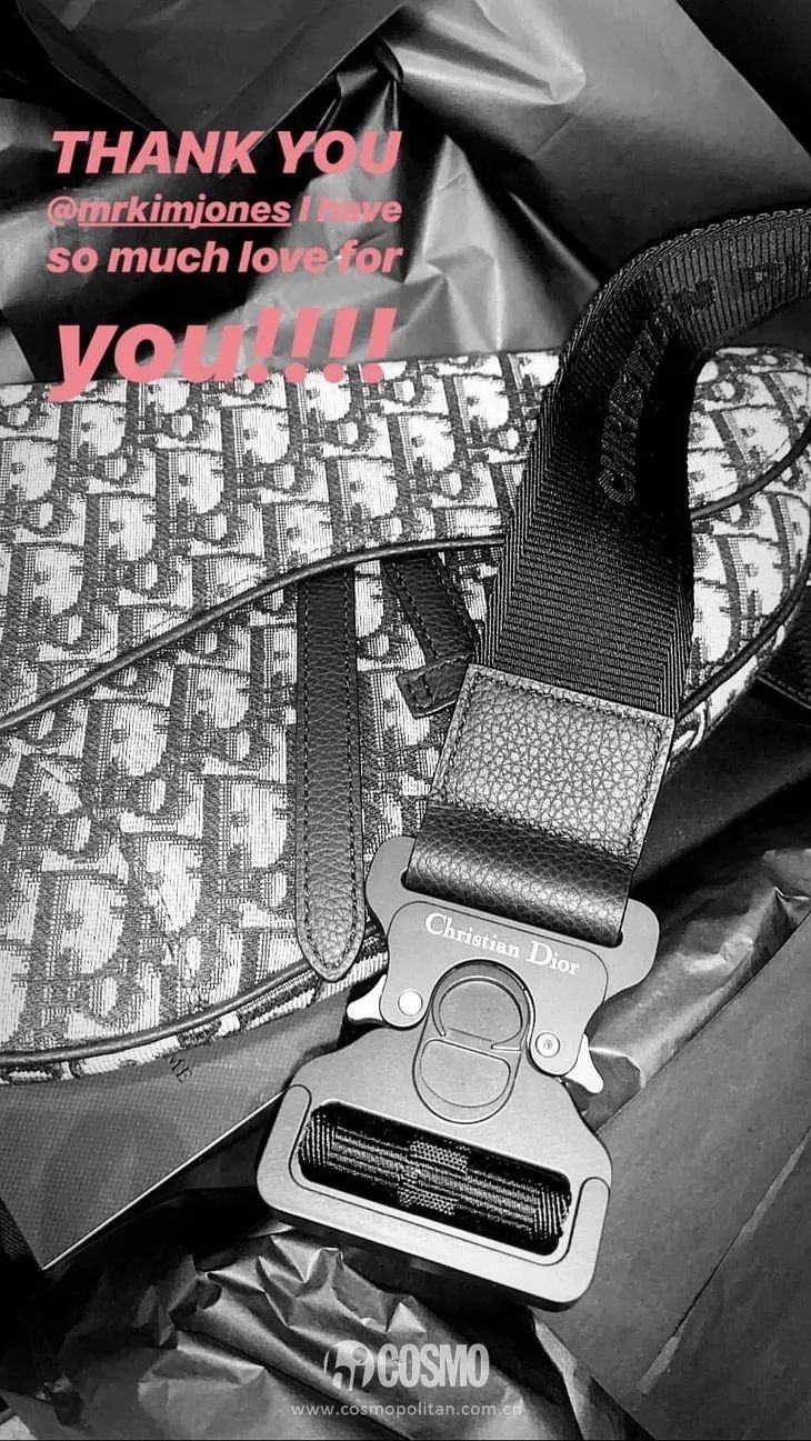 杨幂再次带火最新单品,杨幂最近带货