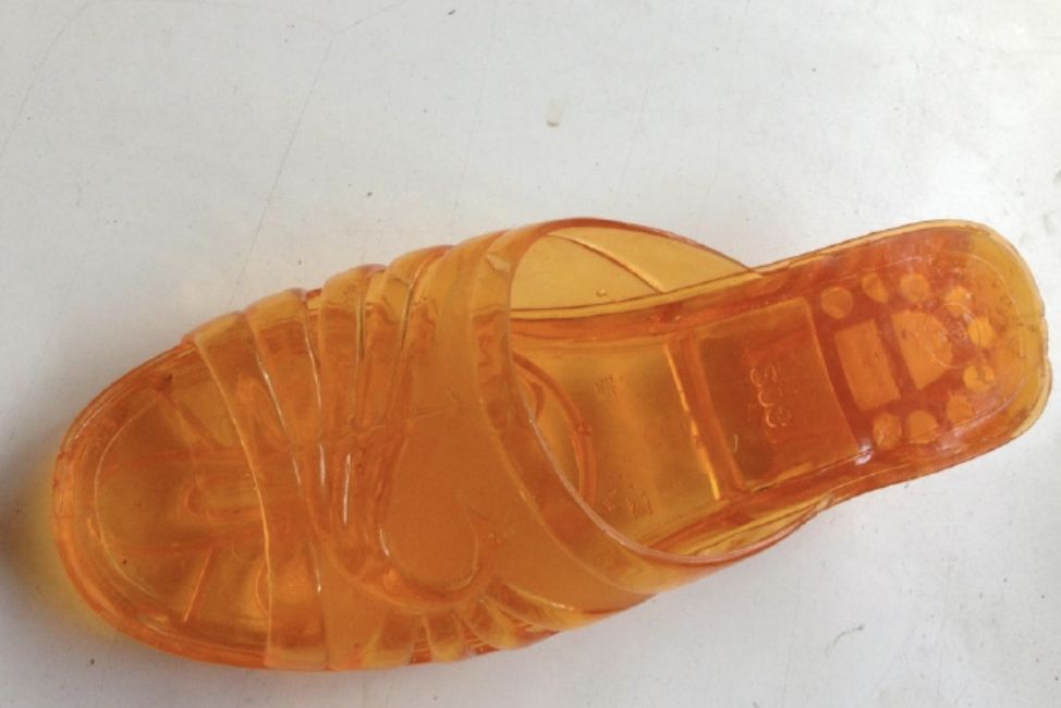 花5千买一双拖鞋,花5800买双拖鞋