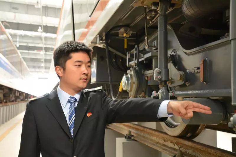 苏州一个月7千的工作,在苏州找工作身无分文