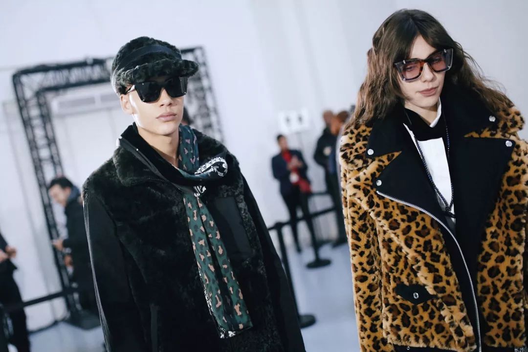 拼接高腰百褶裙,高腰撞色拼接百褶裙