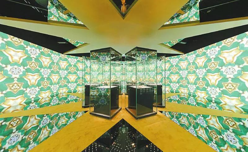 桃坪羌寨好玩还是甘堡藏寨好玩,毕棚沟五一免门票吗