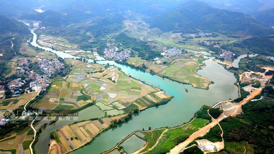 有一种尿的颜色或是癌症信号，赶紧检查一下你尿液的颜色！