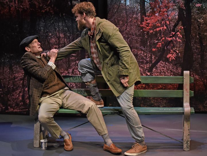 《在家在动物园》：现代社会人类的异化与隔绝