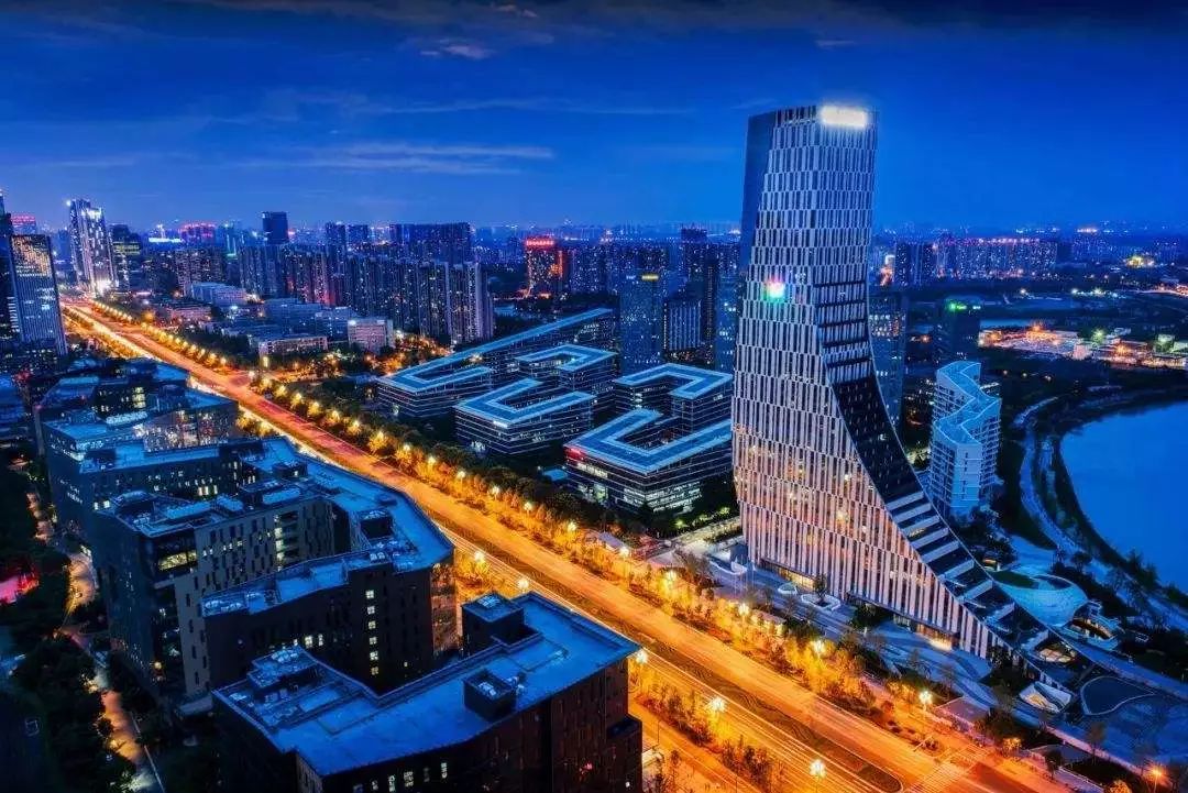 商铺投资六个定律,投资商铺的三大定律