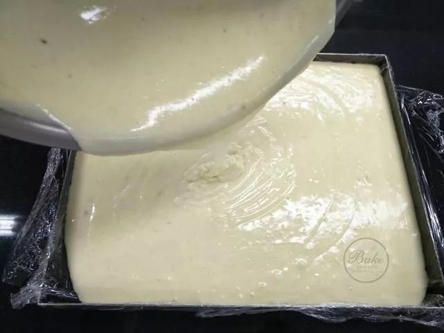 奶油奶冻蛋糕卷 (奶冻蛋糕卷如何做)