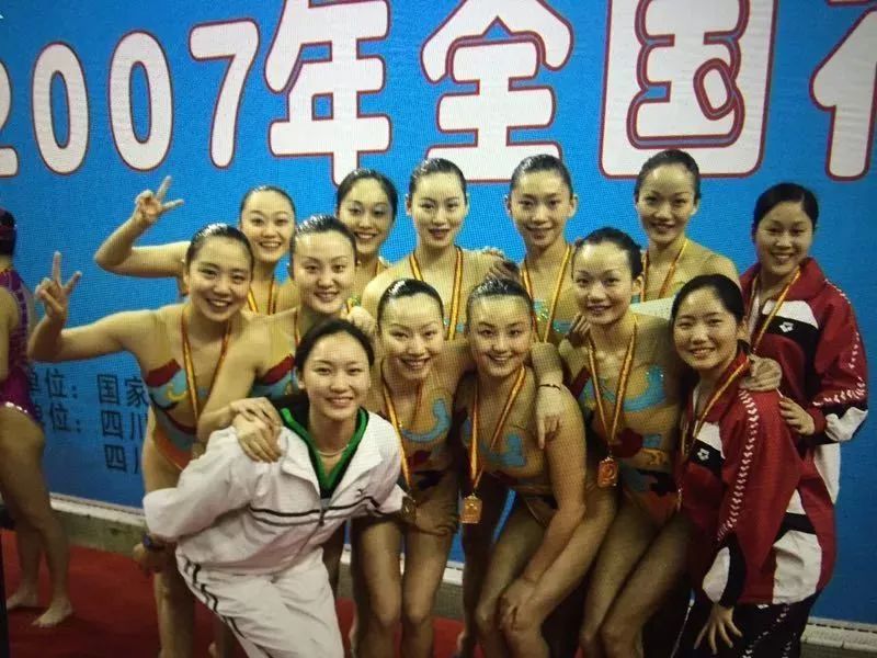 成都特警夜巡,成都特警最新消息