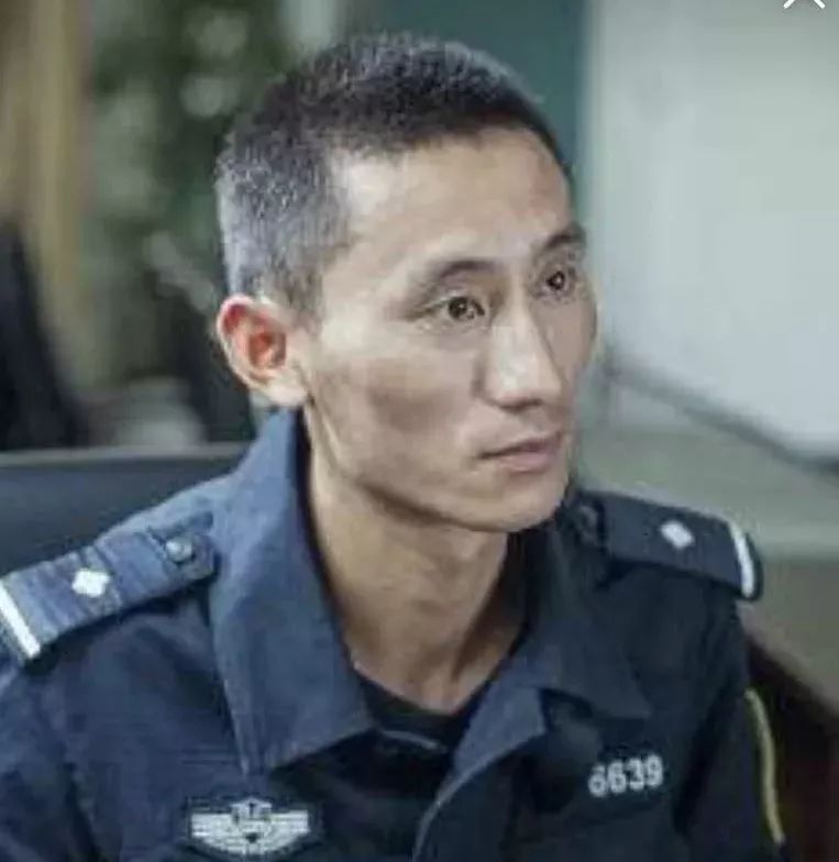 成都特警夜巡,成都特警最新消息