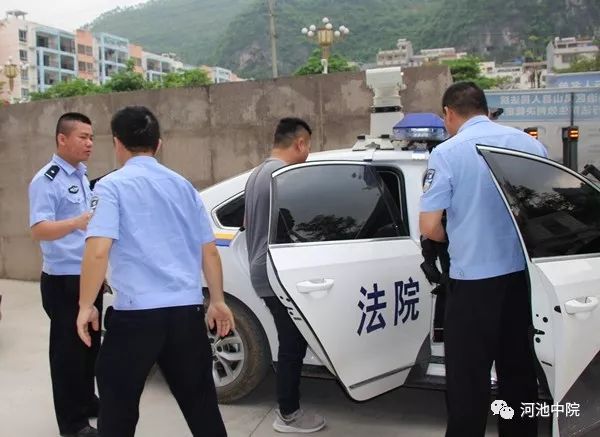 挖掘机其实也并不容易,挖掘机都不会开的男人怎么办