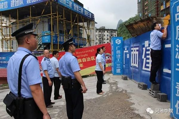 挖掘机其实也并不容易,挖掘机都不会开的男人怎么办