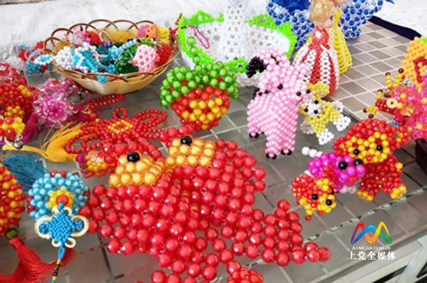 【同行小康路】张燕：巧手串出多彩生活