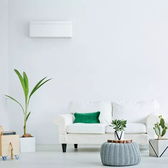 夏天房间开空调有臭味怎么解决,夏天空调有味换什么