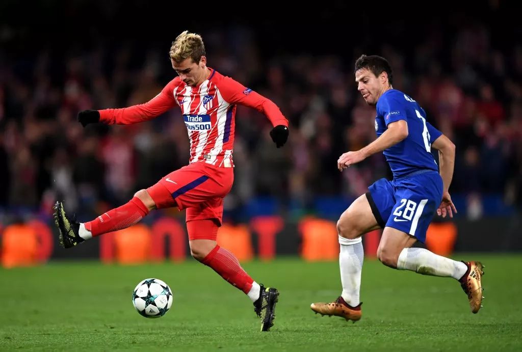 足球花式技巧,足球技巧花式滑铲射门