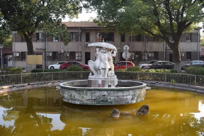 没事不敢进，有事不想进，闵行这座神秘的红房子竟大有来头！