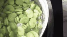 4岁男孩吃了两口它，险些丧命！目前正大量上市...