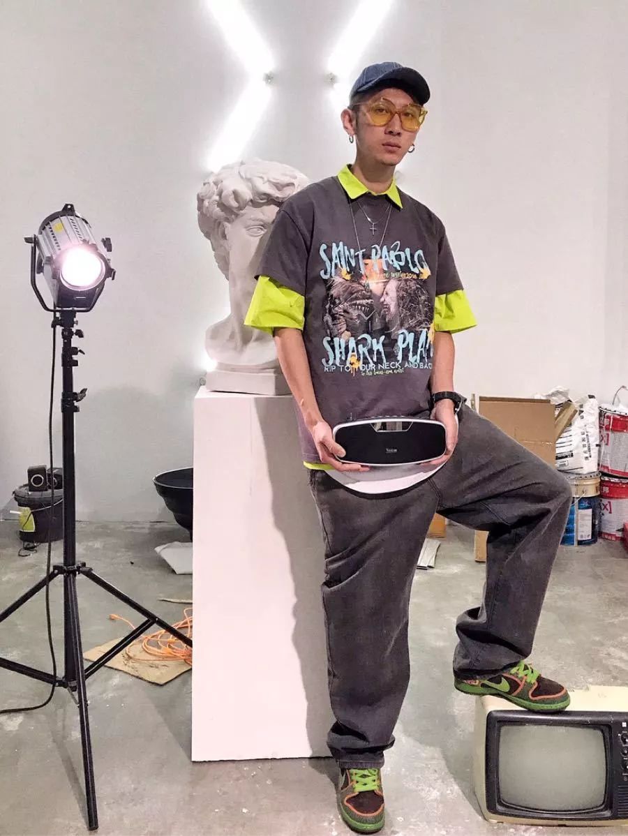 yeezyoffwhite鑱斿悕,offwhite璺焬eezy鑱斿悕浜嗕箞