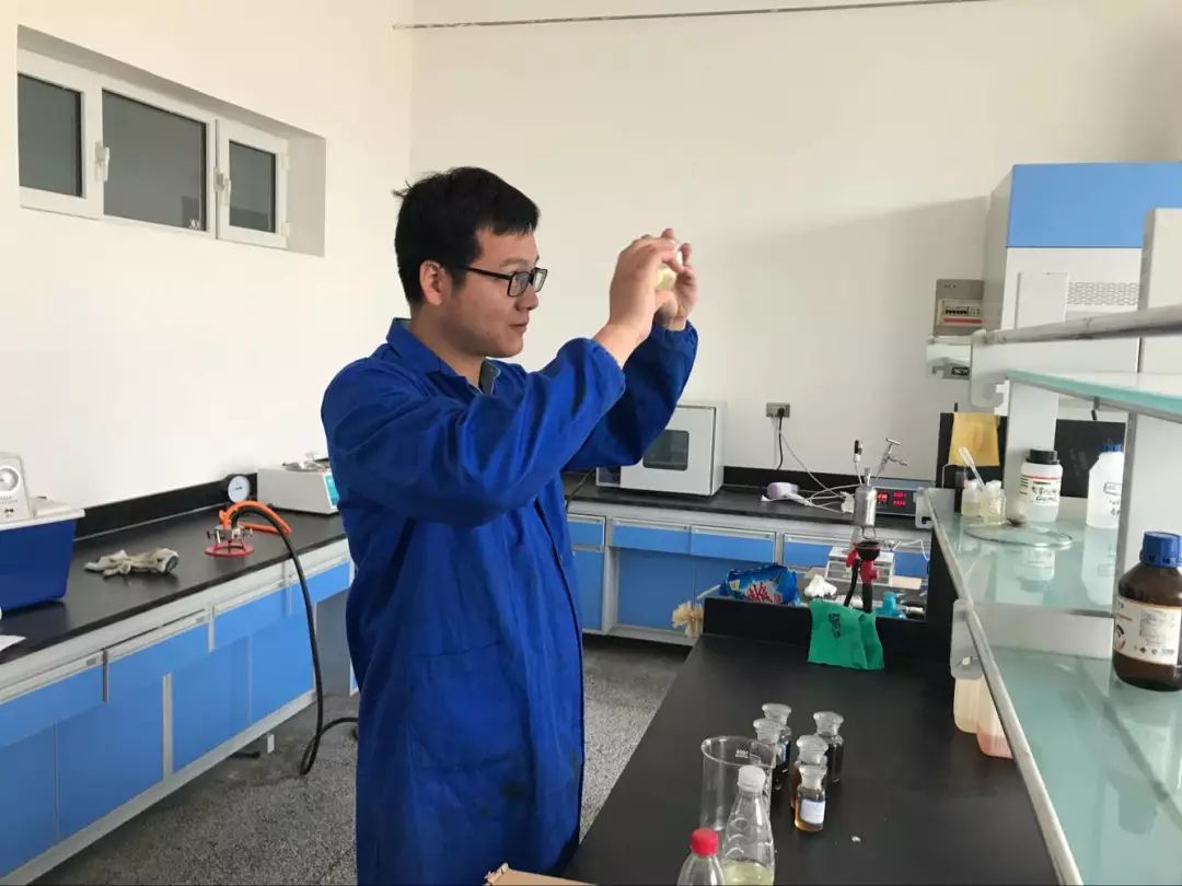 让我们一起聆听青春,让我们共同倾听青年志愿者的故事