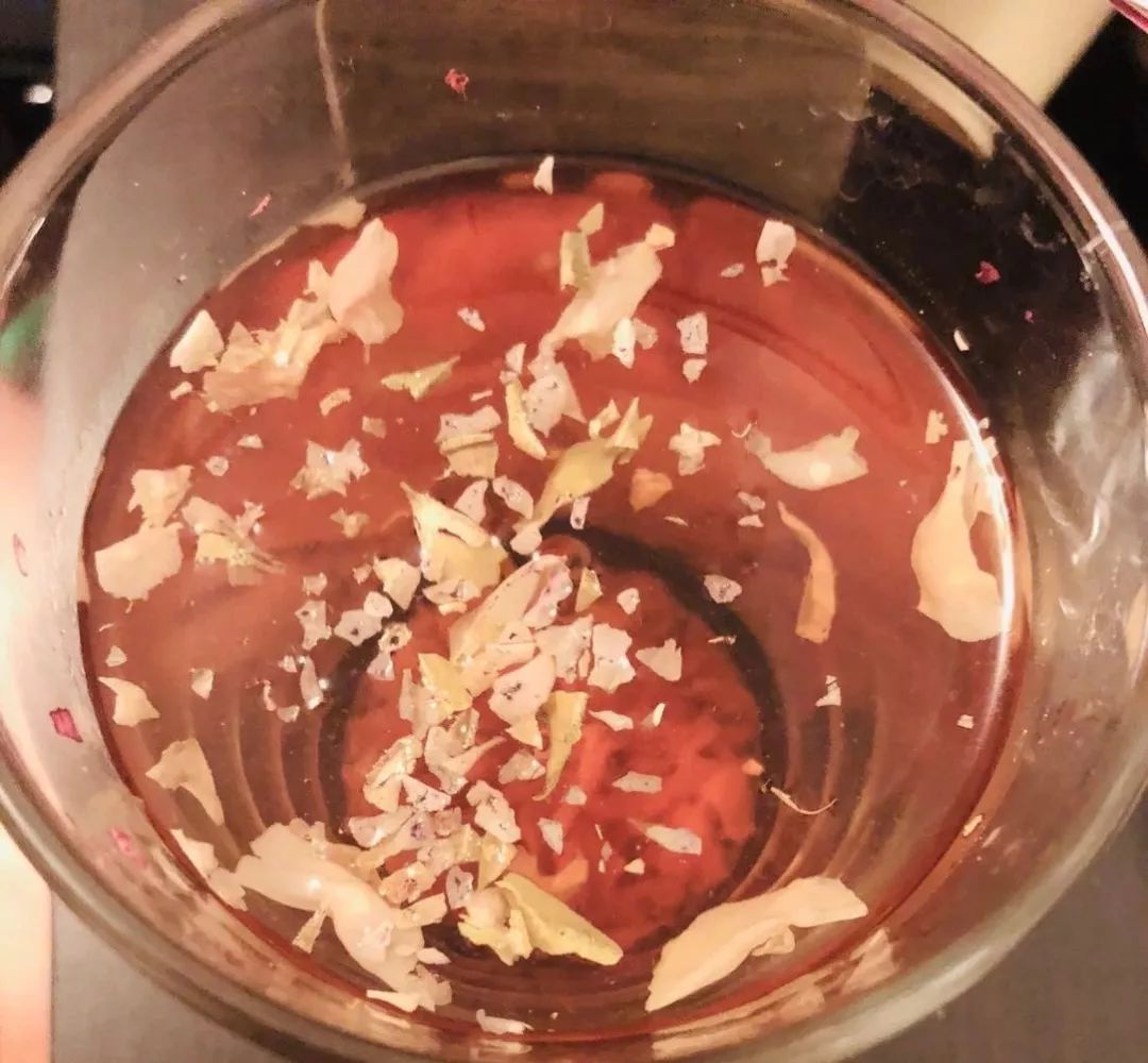 女星综艺秀耿直人设崩坏？转行直播“开医馆”反圈粉！