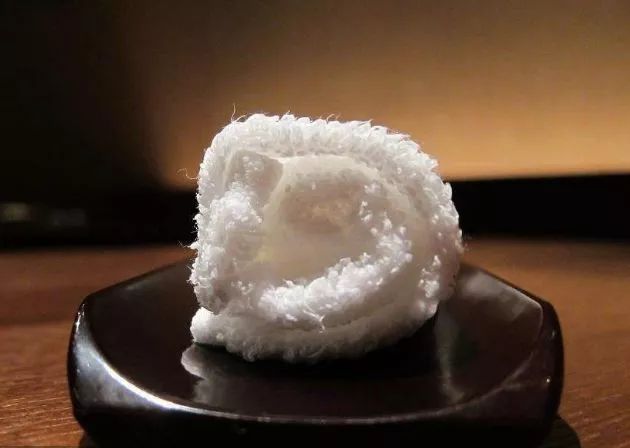 室内有烟味不用开窗教你一个方法,室内烟味太严重怎么去除