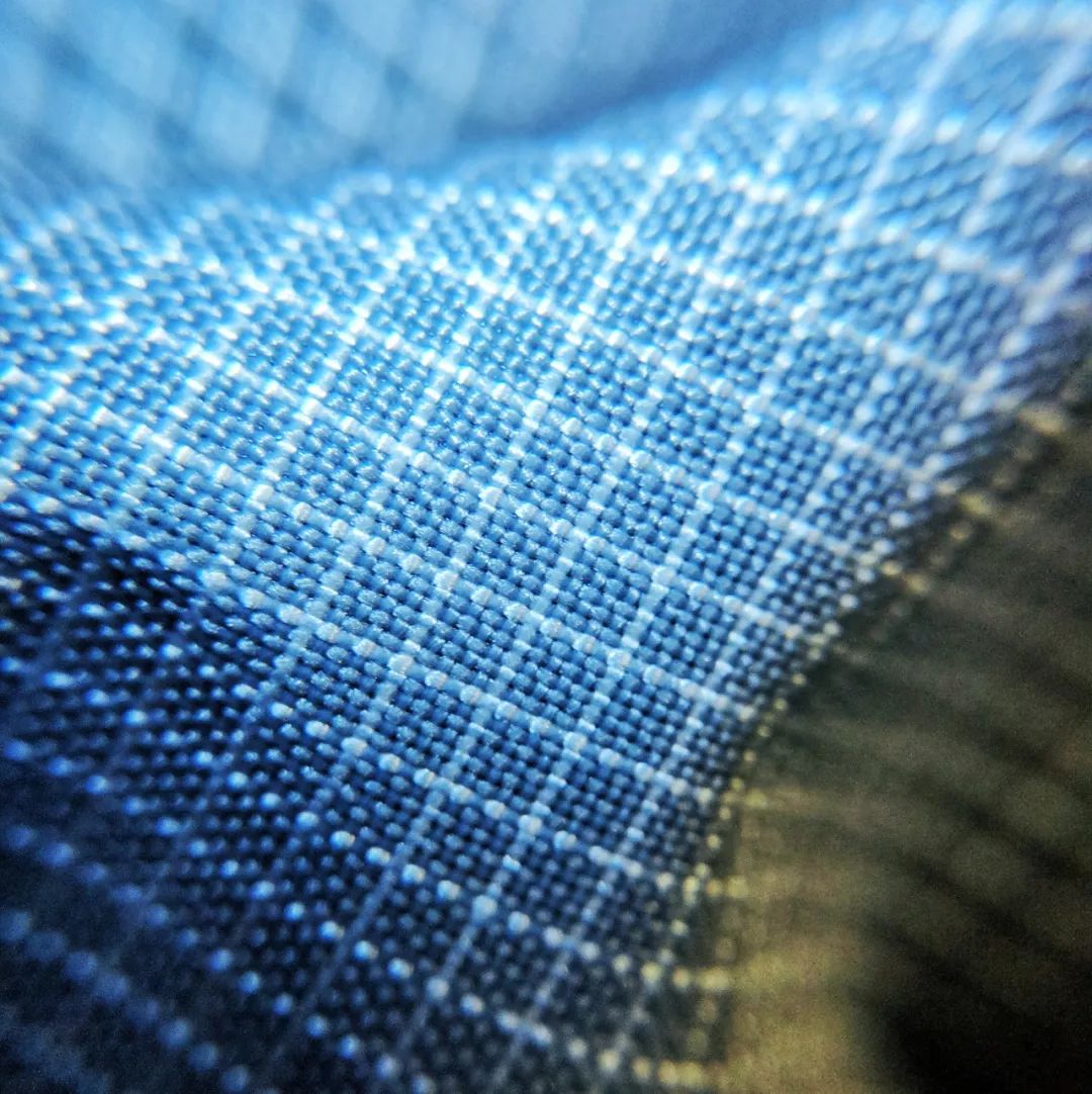 你有你的Lv，我有我的OSPREY。不是很贵，但是很轻。安排！！