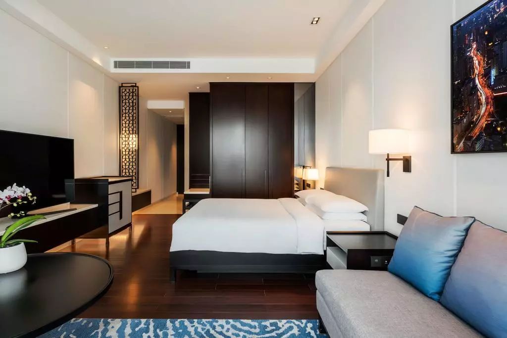 看魔都全景的酒店,看魔都三件套的酒店