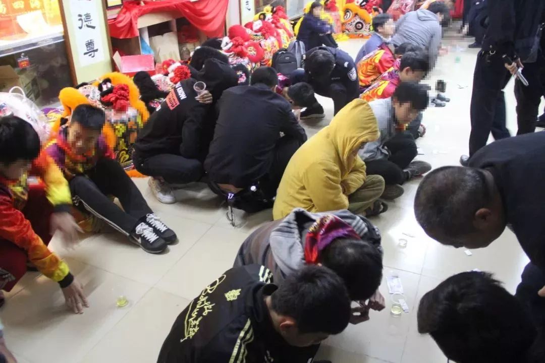 清远周某文谢某杰案情,清远周某文等人涉嫌套路贷