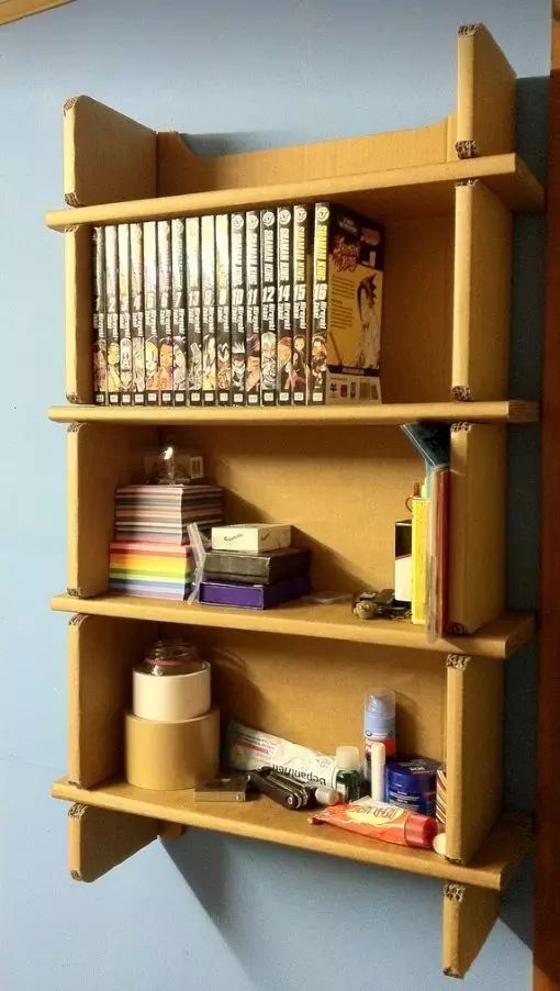 只用瓦楞纸就可以做出一件件家具，简直酷爆了