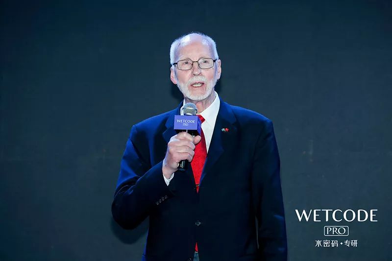 科技护肤安瓶寡肽精华水油平衡,护肤黑科技安瓶寡肽精华呵护痘肌