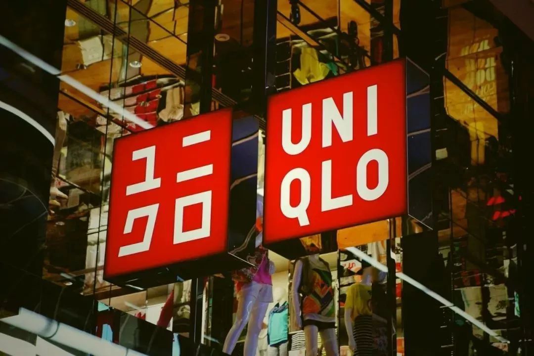 想要了解服装从什么开始,想要了解最新服装资讯看什么杂志