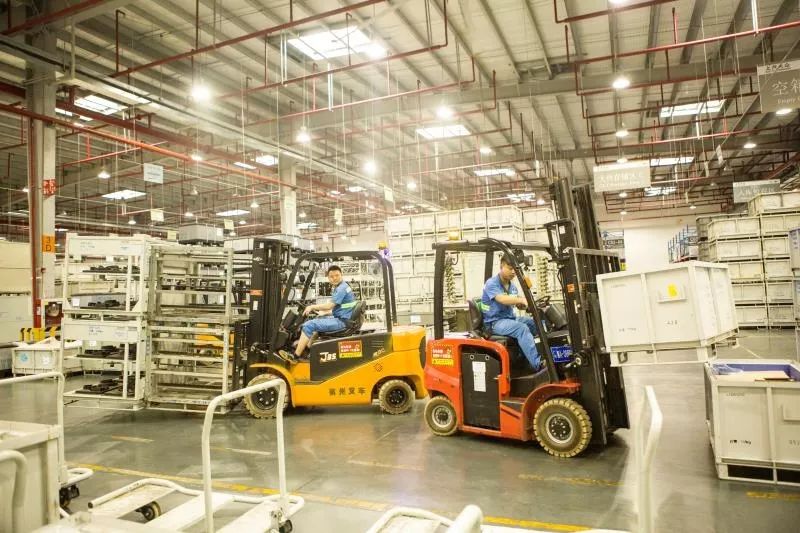 「定向培养、高薪就业」叉车驾驶、焊工、汽修、厨师、电装技能培训，学习技术好去处