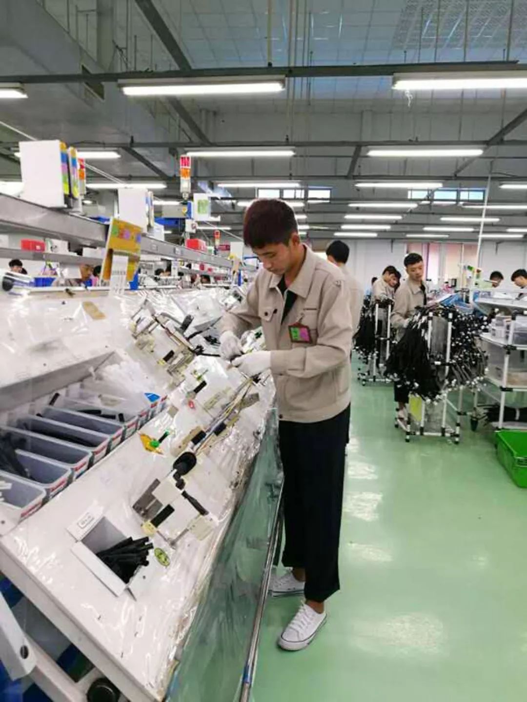 「定向培养、高薪就业」叉车驾驶、焊工、汽修、厨师、电装技能培训，学习技术好去处