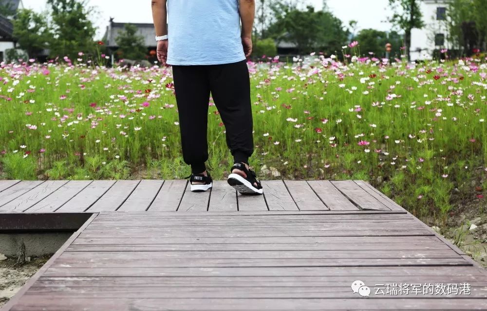 走出自己的品味——FREETIE两穿休闲凉鞋体验