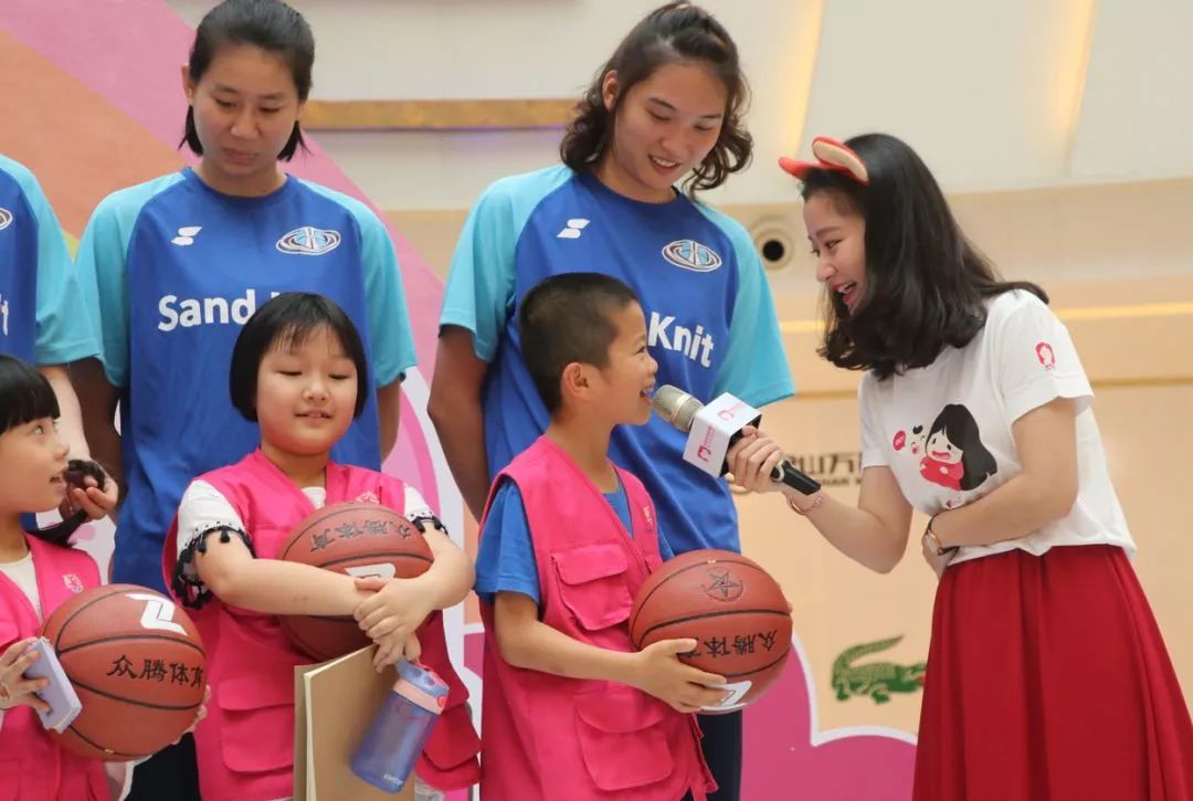 瓒呯噧濂崇姣旇禌,瓒呯噧濂崇