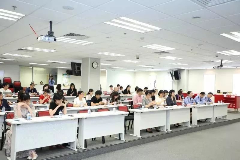 推动谁执法谁普法,谁执法谁普法宣传进社区