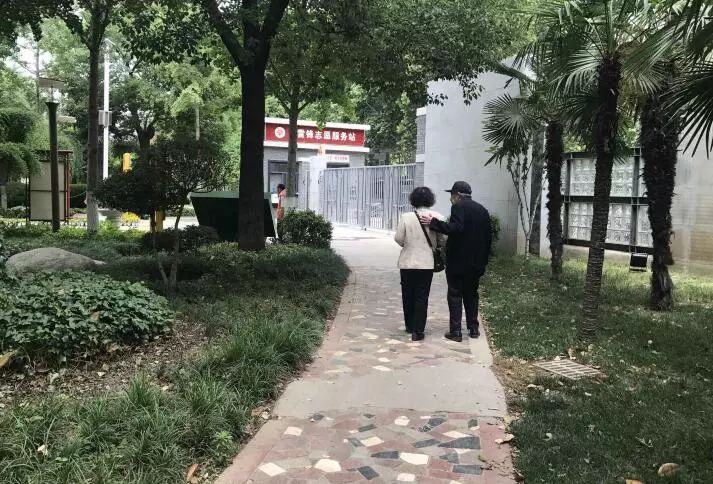 河南竟有这么多超级牛的小镇！有你家乡吗；河南医生高铁救人后被要求写证明材料，他这样说……丨大河早新闻（语音版）