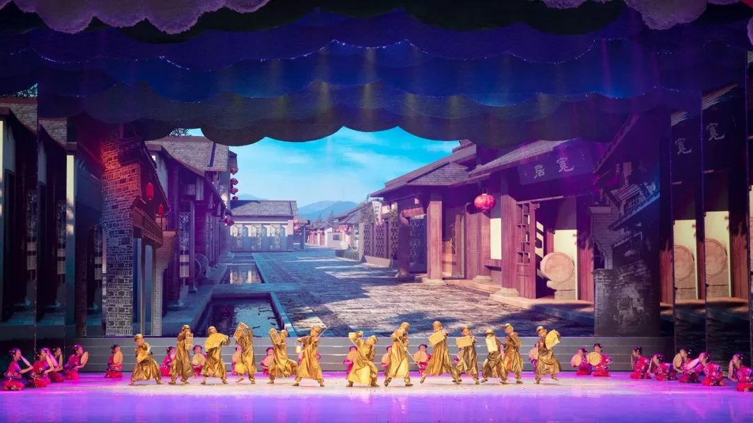 高清大图：“蓝天娃”精彩演绎《同在蓝天下》，向全国小朋友献礼