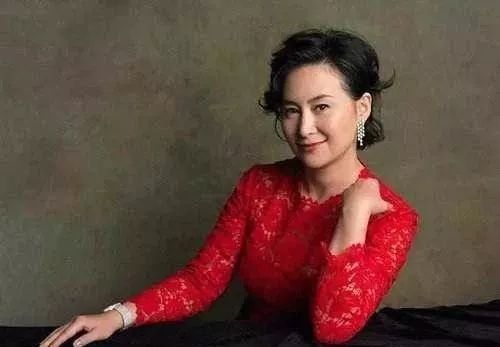 白富美走向人生巅峰的时候,真正的白富美的生活是怎么样的