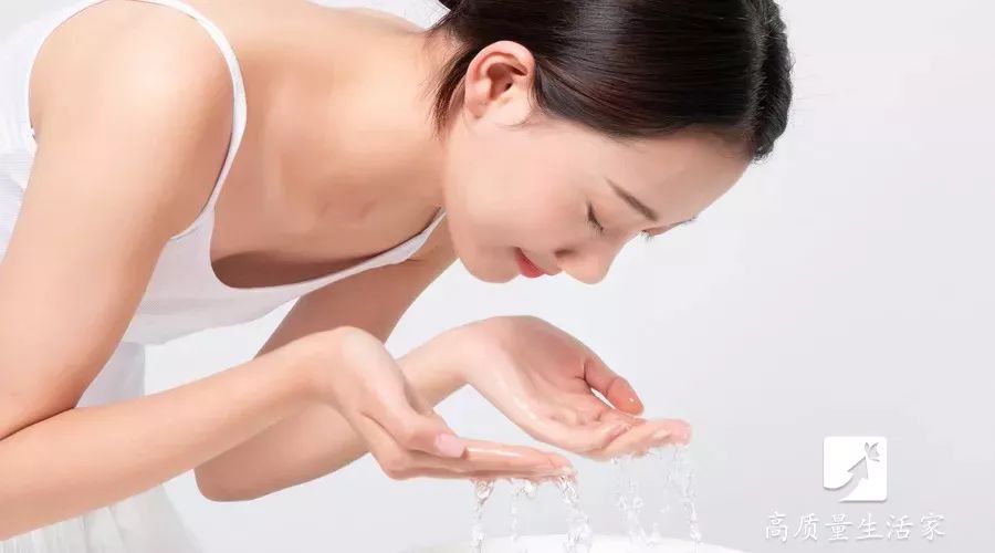 啤酒倒入食盐里会怎样,啤酒倒进食盐里能怎样啊