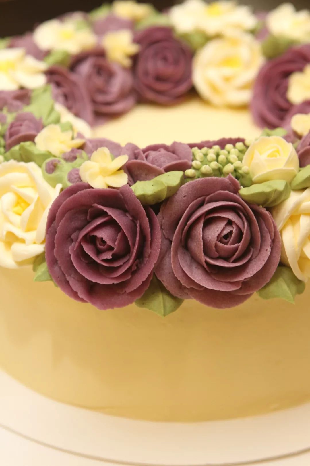 港丽杭大店开卖蛋糕了!精致的裱花蛋糕,秒杀连锁的奶酪茶……没想到你是这样的港丽