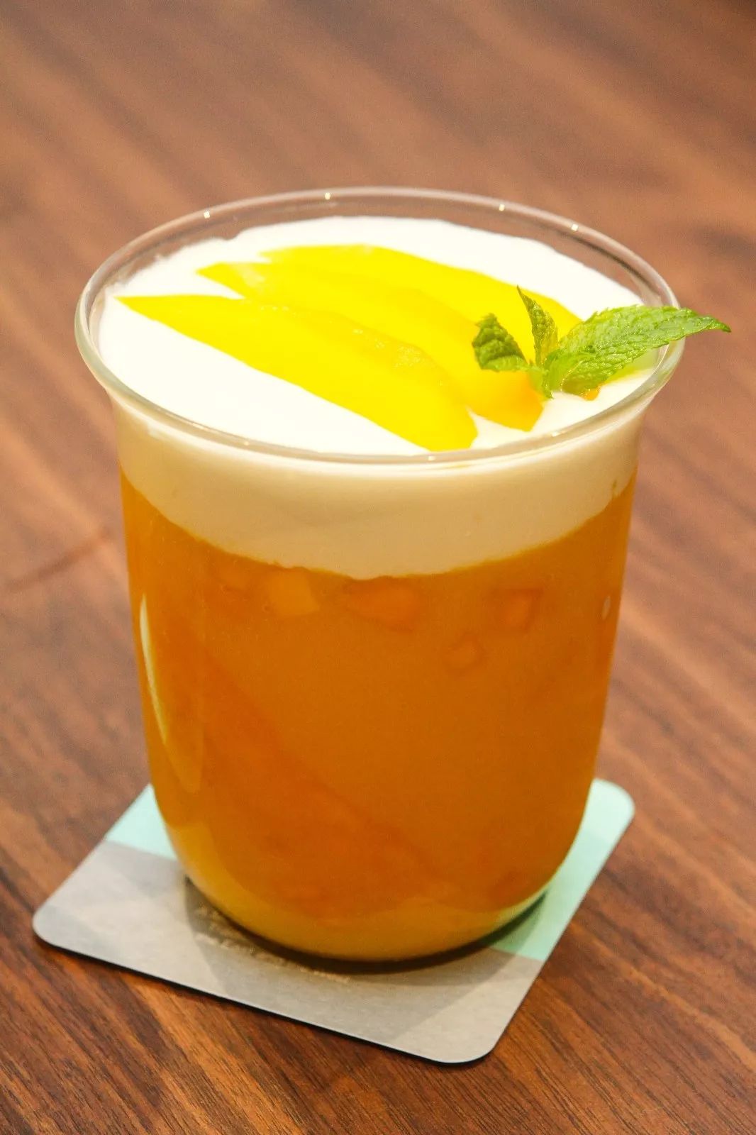 港丽杭大店开卖蛋糕了！精致的裱花蛋糕，秒杀连锁的奶酪茶……没想到你是这样的港丽