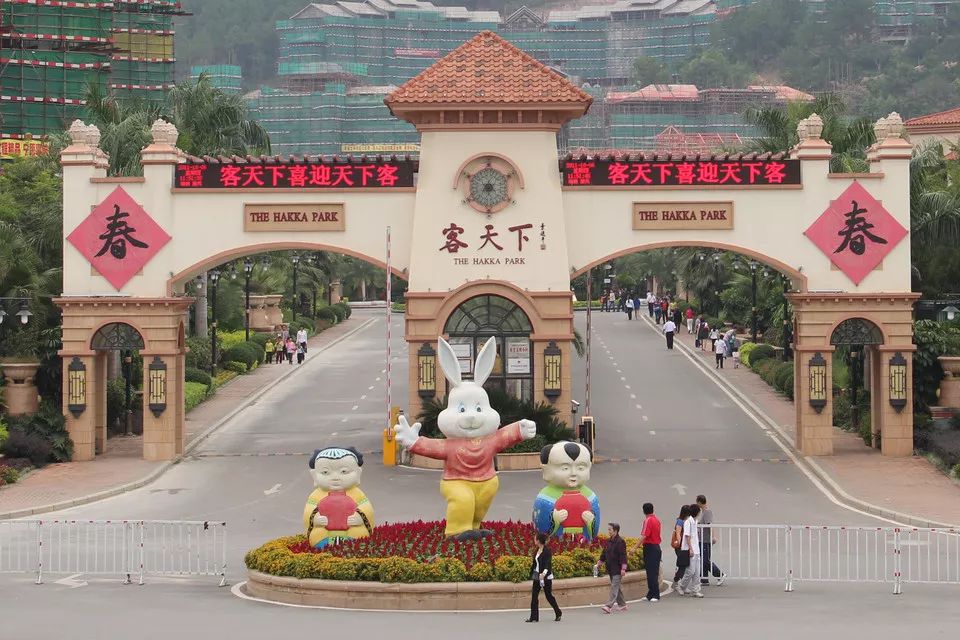 从广州坐高铁3.5小时到梅州，这海量美景美食看得人口水直流