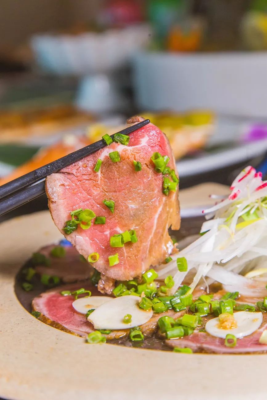 镇江宝藏日料店!15层生猛「云梯刺身」无限续,120+种自助不限量