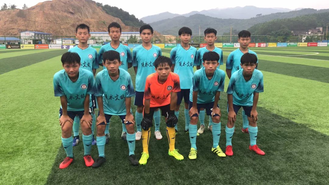 携手征战中国足协杯！陵水这两支青少年足球队创下历史