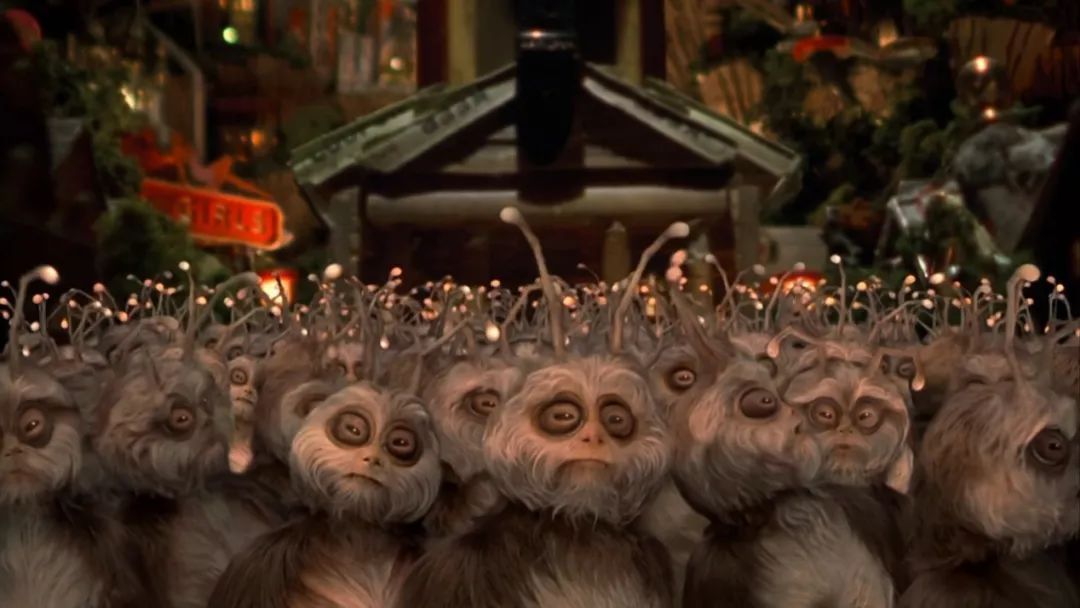 嘉人福利社|锤哥上线，酣畅淋漓的《黑衣人》卷土重来