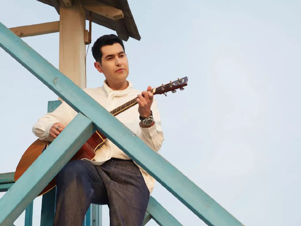 男模摆拍动作大全夏装,男模摆拍动作大全