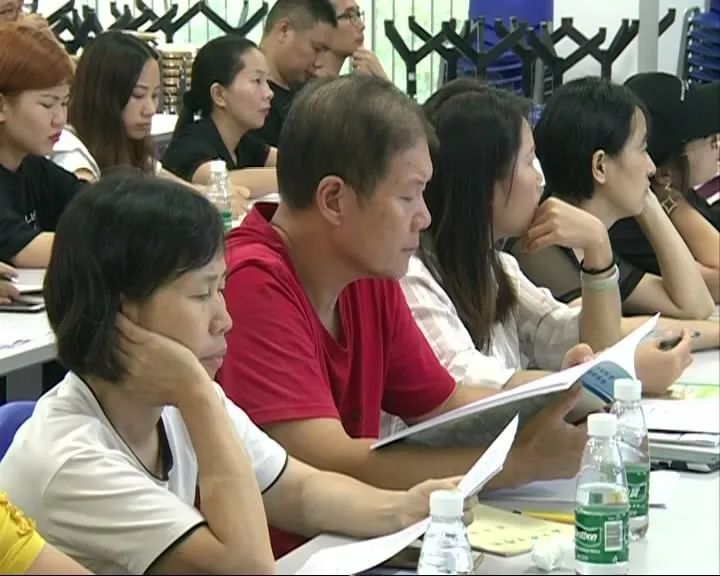 衣服吊牌和洗水唛执行标准不一样,服装标准吊牌洗唛