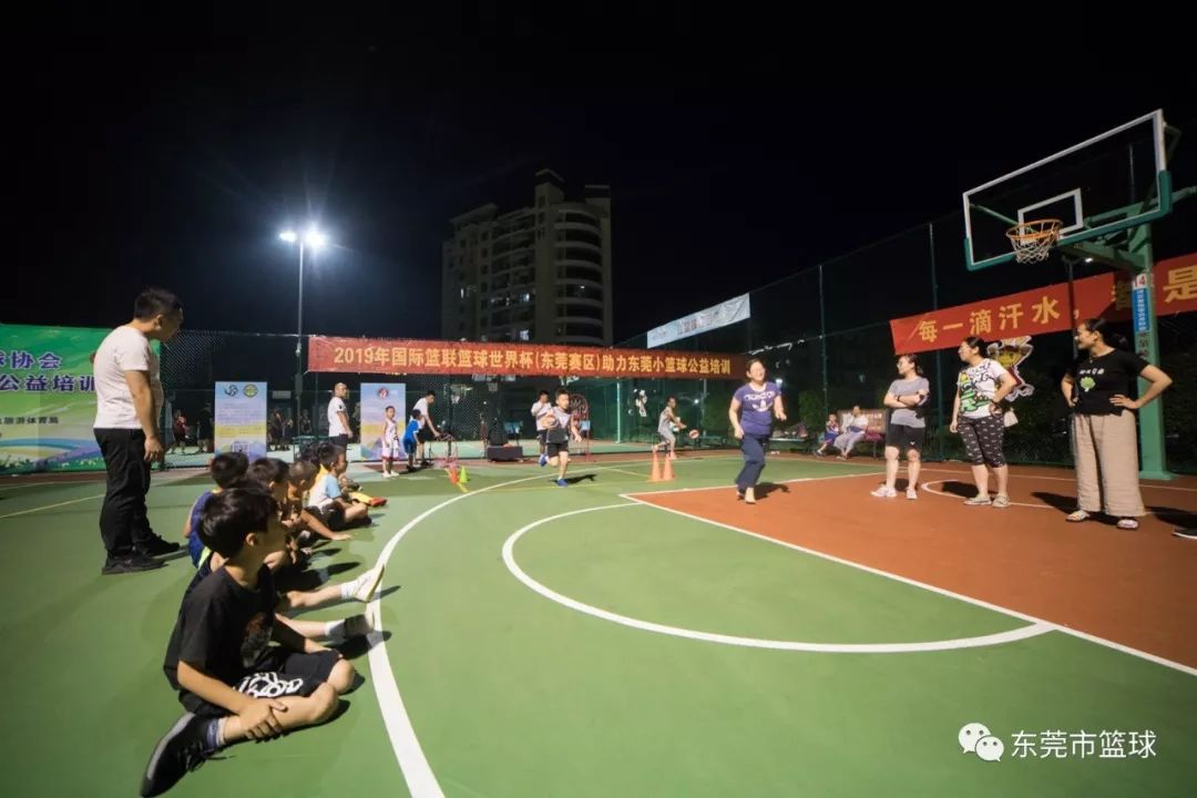 小篮球大梦想幼儿篮球馆,小篮球大梦想小朋友