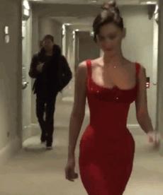 全网黑转粉，看曾经土肥圆如何逆袭碾压一种超模