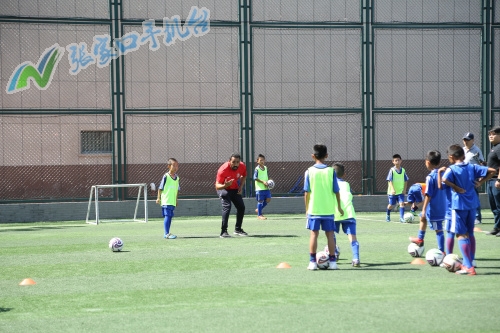 加油，少年！萨马兰奇足球时间三星足球教室走进张家口