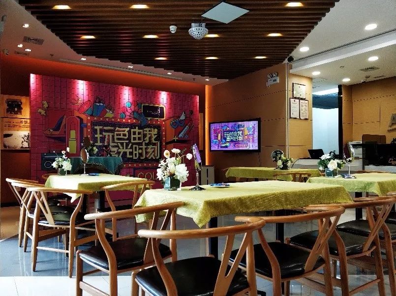 小姐姐教我们变美,教小姐姐变美