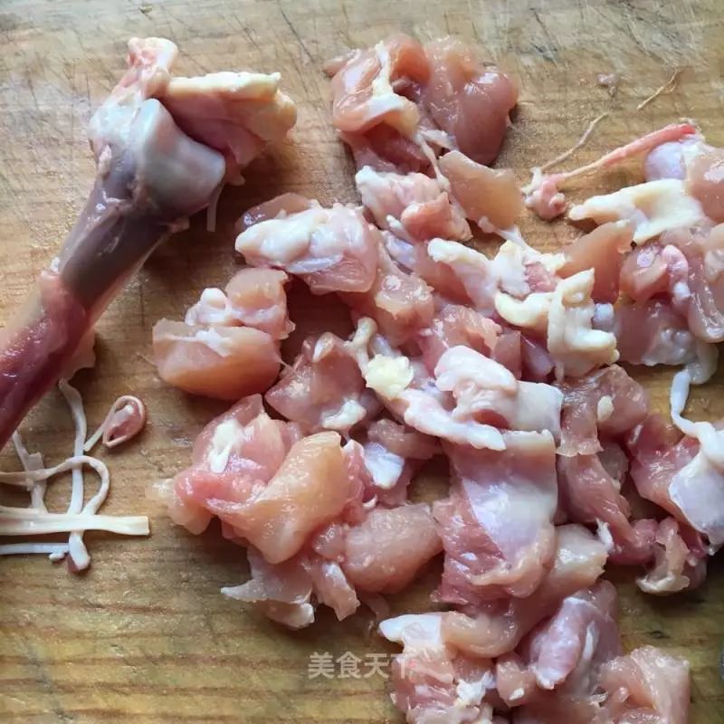 10分钟搞定的懒人焖饭有肉有菜 (懒人焖饭一锅就搞定重点是巨好吃)